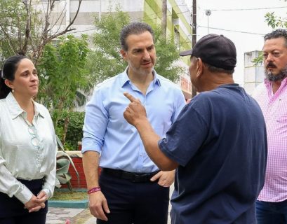 ADRIÁN DE LA GARZA MONTERREY