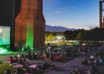 CINE FUNDIDORA ENCANTO DÍA DEL NIÑO