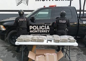 POLICÍA-DE-MONTERREY-DECOMISA-DROGA-ARMAS