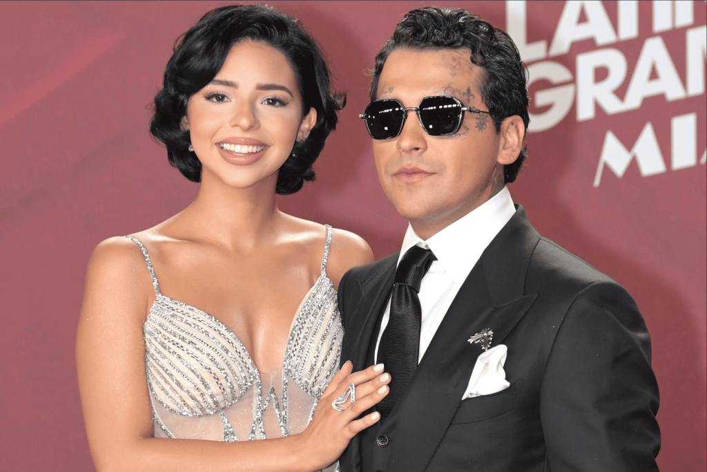 Emiliano Aguilar
Christian Nodal, Ángela Aguilar, indirecta