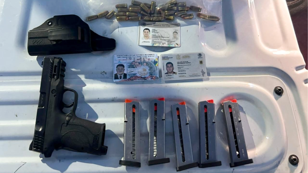 Documentos Falsos Arma De Fuego Detenido en Santiago