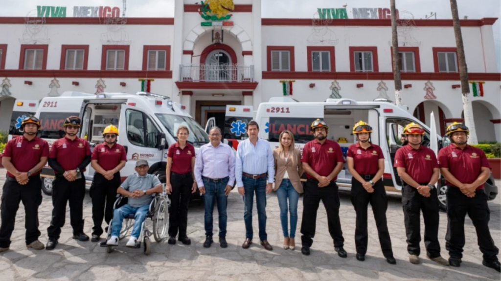 Protección-civil-escobedo - Informe Regio ambulancias y uniformes Protección Civil Andrés Mijes Plan México escobedo