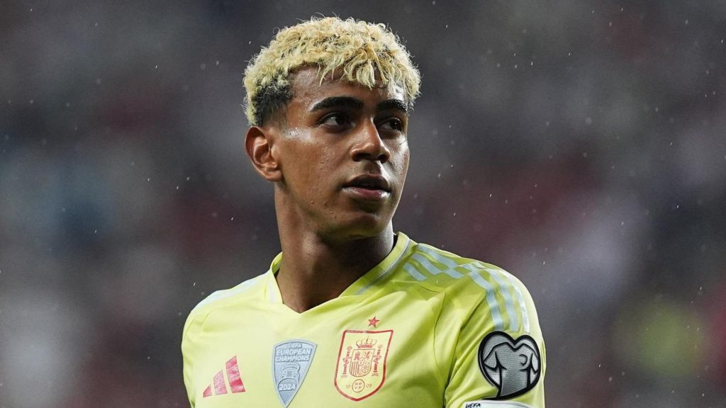 Lamine Yamal lesión FC Barcelona Selección Española Hansi Flick De La Fuente