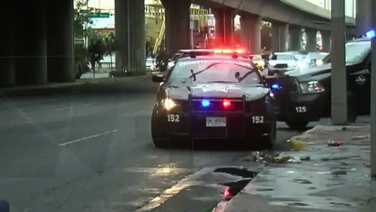 Detienen A Hombre Armado En El Centro De Monterrey