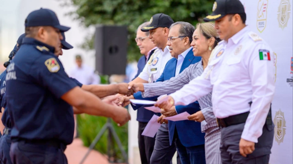 Homenaje a policías caídos Escobedo Nuevo León Mérito Policial Día de Muertos