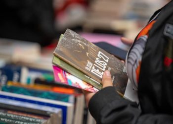 FERIA DEL LIBRO EN ESCOBEDO   Informe Regio