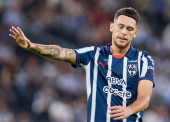 Lucas Ocampos veto Domènec Torrent tensión interna Rayados Guadalajara   Informe Regio