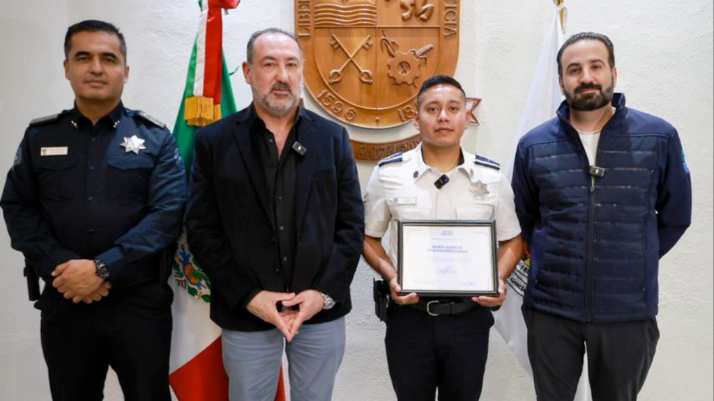 incendio San Pedro policía municipal bebé y perrito C4 San Pedro reconocimiento