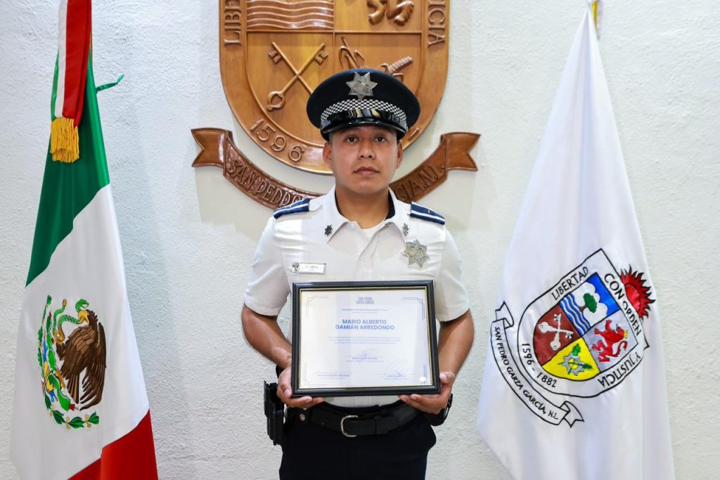 incendio San Pedro policía municipal bebé y perrito C4 San Pedro reconocimiento