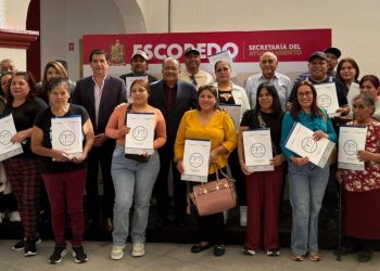 FAMILIAS D ESCOBEDO ESCRITURAS   Informe Regio