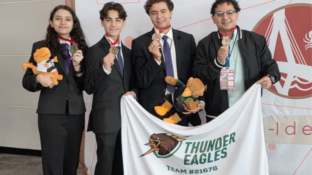 Expociencias 2025 - Informe Regio ExpoCiencias 2025 PETCycler Torreón proyecto ecológico sustentabilidad