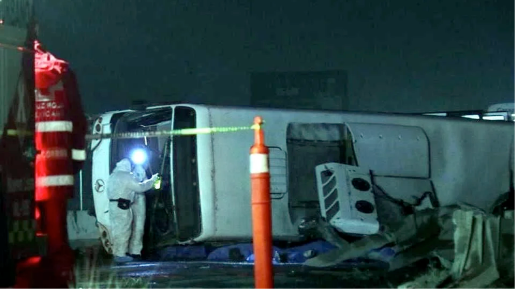chofer fallecido Apodaca volcadura Apodaca ruta 611 carretera Miguel Alemán fallas mecánicas