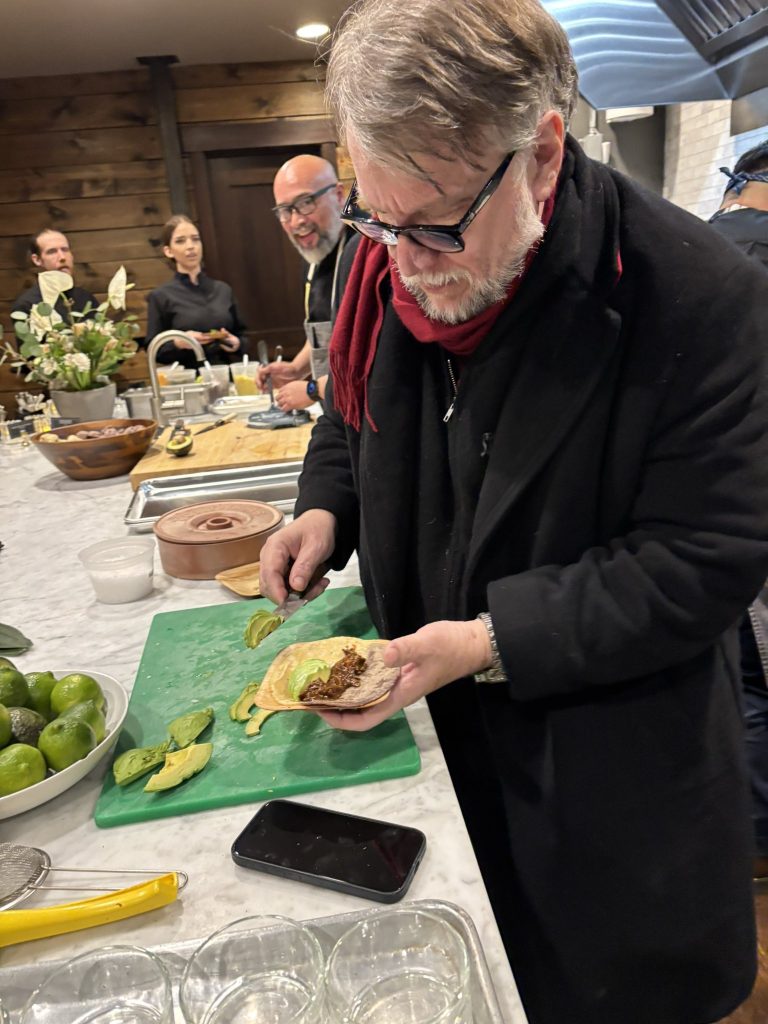 Guillermo Del Toro - Informe Regio Guillermo del Toro Festival Sundance Cronos restaurada Frankenstein película cine mexicano