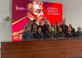 MARIANO ESCOBEDO TEATRO   Informe Regio