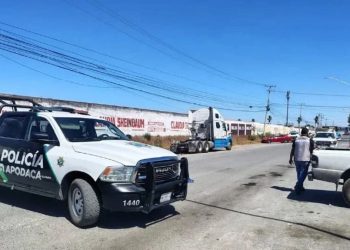 POLICÍA DE  APODACA RESCATAN A DOS TRAILEROS   Informe Regio
