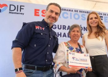 Cirugías-gratuitas-de-cataratas-monterrey-adrián-de-la-garza - Informe Regio cirugías gratuitas de cataratas enmonterrey Informe Regio