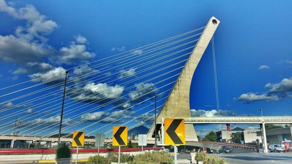 Puente Atirantado en San Pedro