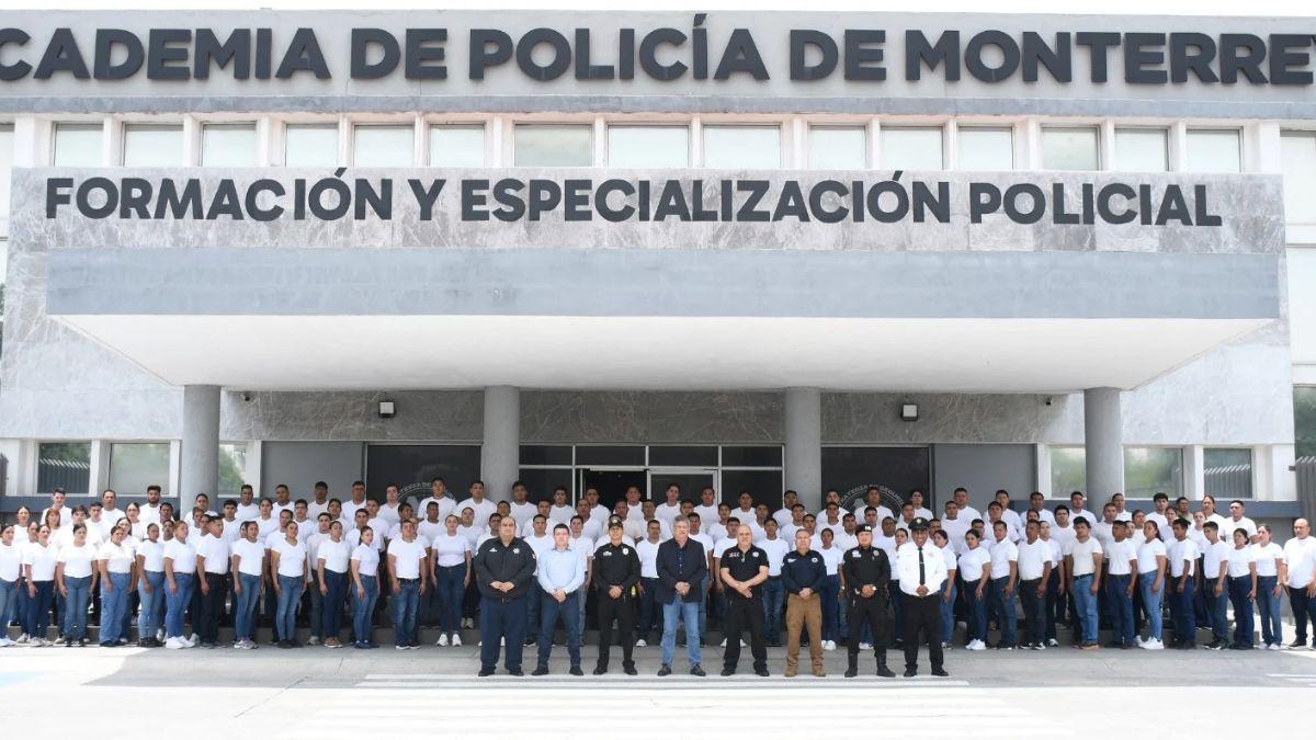 Suman 104 cadetes a la Academia de Policía de Monterrey