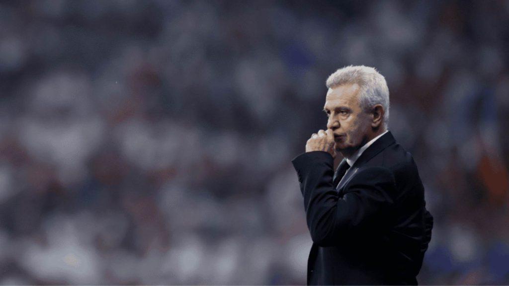Hombre con canas de perfil llamado Javier Aguirre entrenador de la Selección Mexicana en la eliminación de México del mundial    Informe Regio