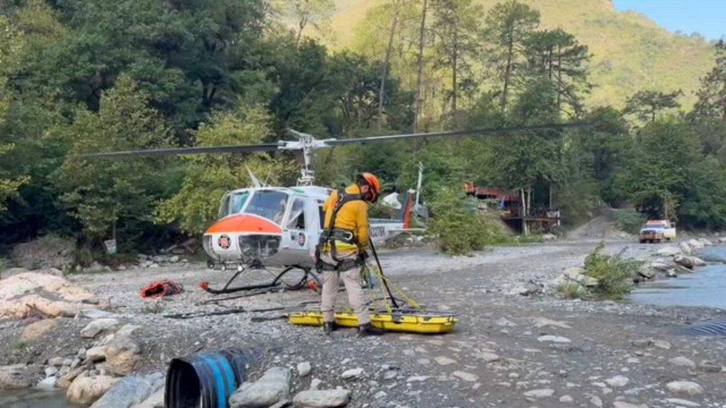 Rescatan a mujer en Matacanes   Informe Regio
